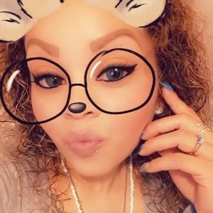 Meet your Posher, Lorena